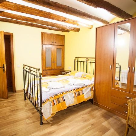 Apartamento Casa Carranclanc Peñarroya de Tastavins Exterior foto