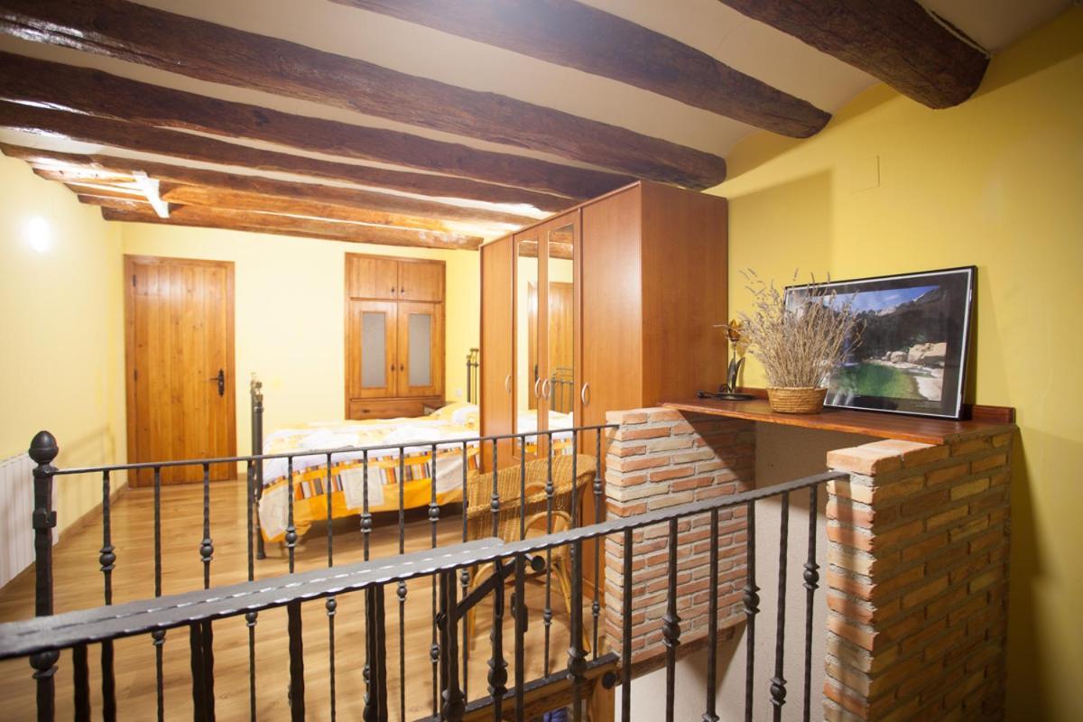 Apartamento Casa Carranclanc Peñarroya de Tastavins Exterior foto